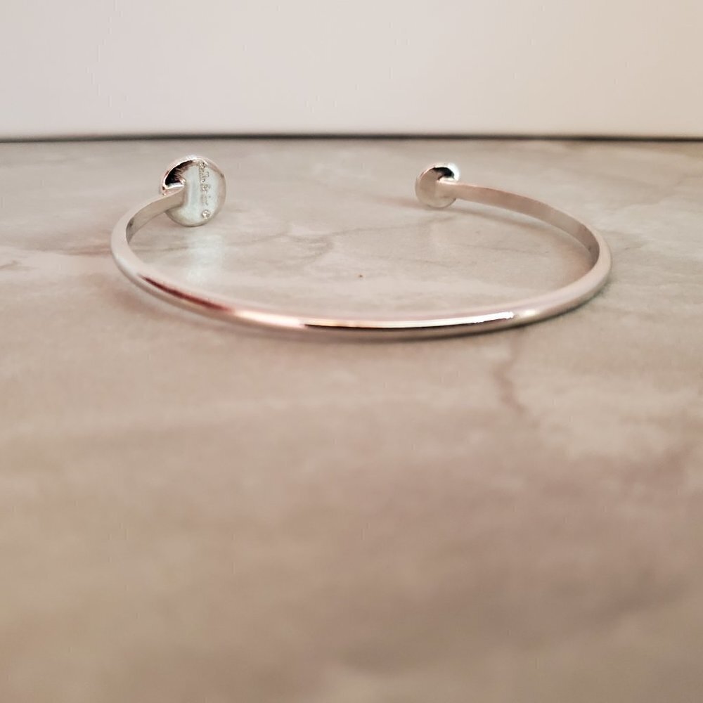 ✨ Stella and Dot Silver Pave Rhinestones Crystal Minimalist Modern Cuff Bracelet - Picture 4 of 9
